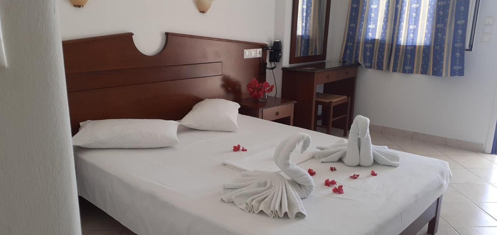 Elpis Rooms Mylopotas Luaran gambar